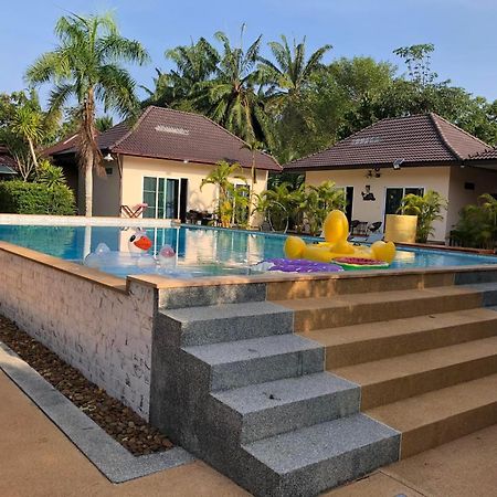 Thip Siam Village Ао-Нам-Мао Экстерьер фото