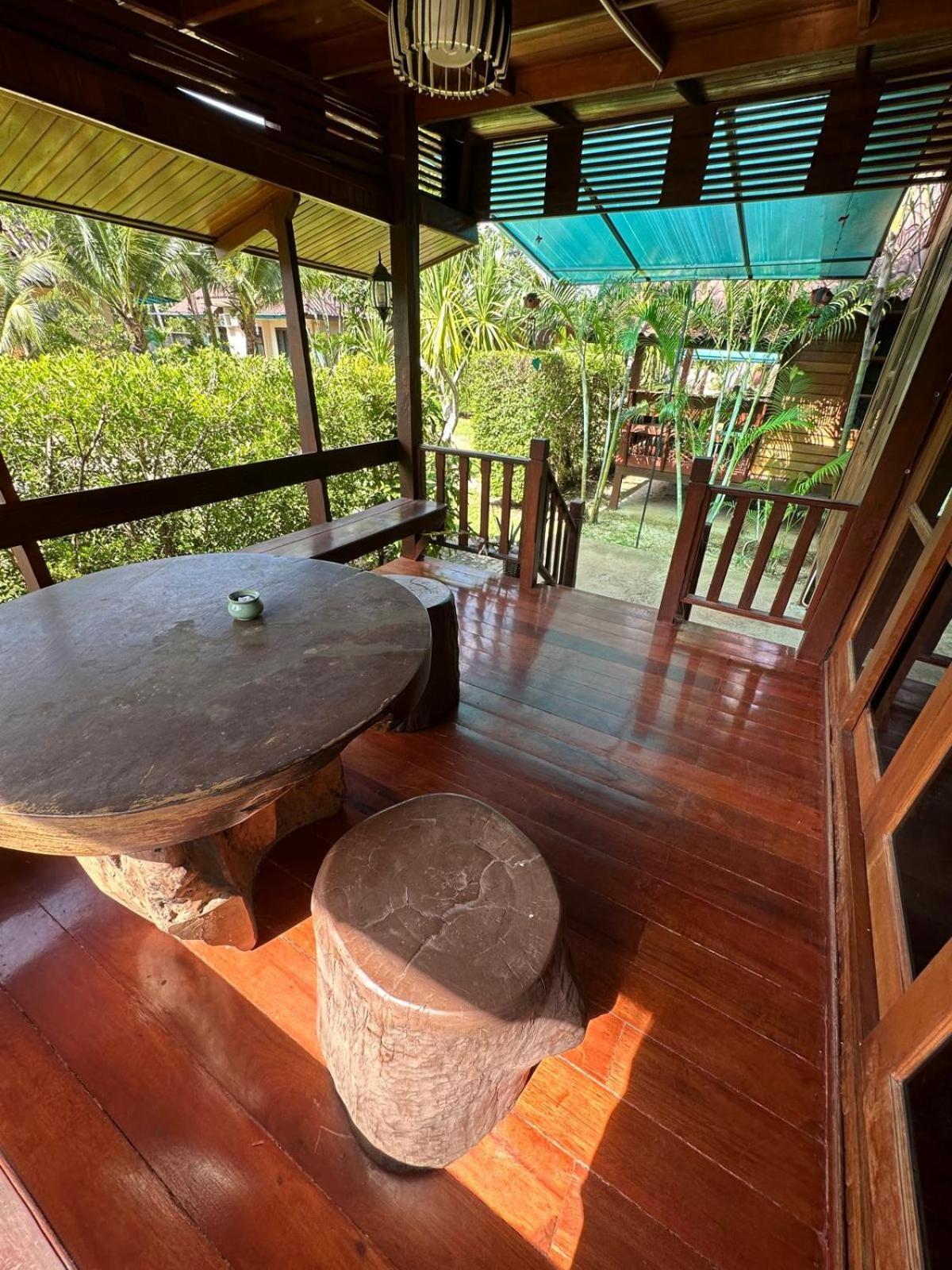 Thip Siam Village Ао-Нам-Мао Экстерьер фото